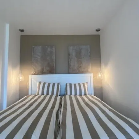 Lakeview Apartment Alsoors