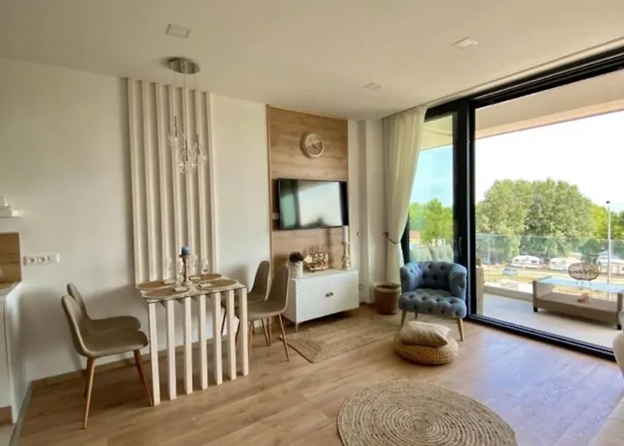 Lakeview شقة Alsóörs