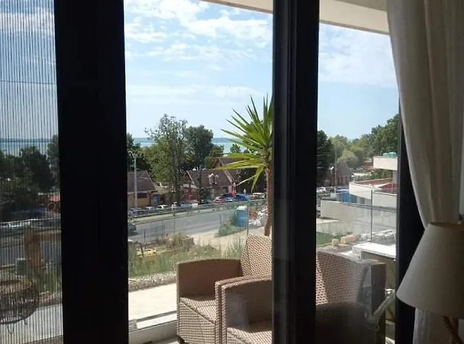 Apartment Lakeview *